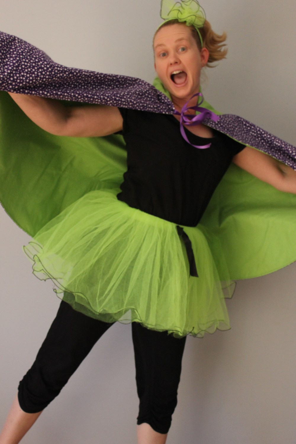 halloween-cape-3-daisydenimdesigns-com-copy